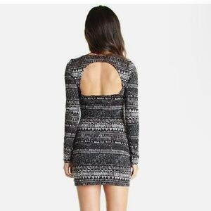 Volcom Mini dress Longsleeve Cutout back Native Skater Black Gray S